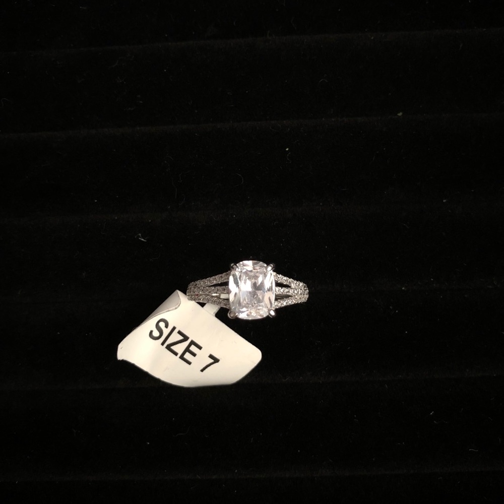 NWT Silver Ring - Picture 2 of 4